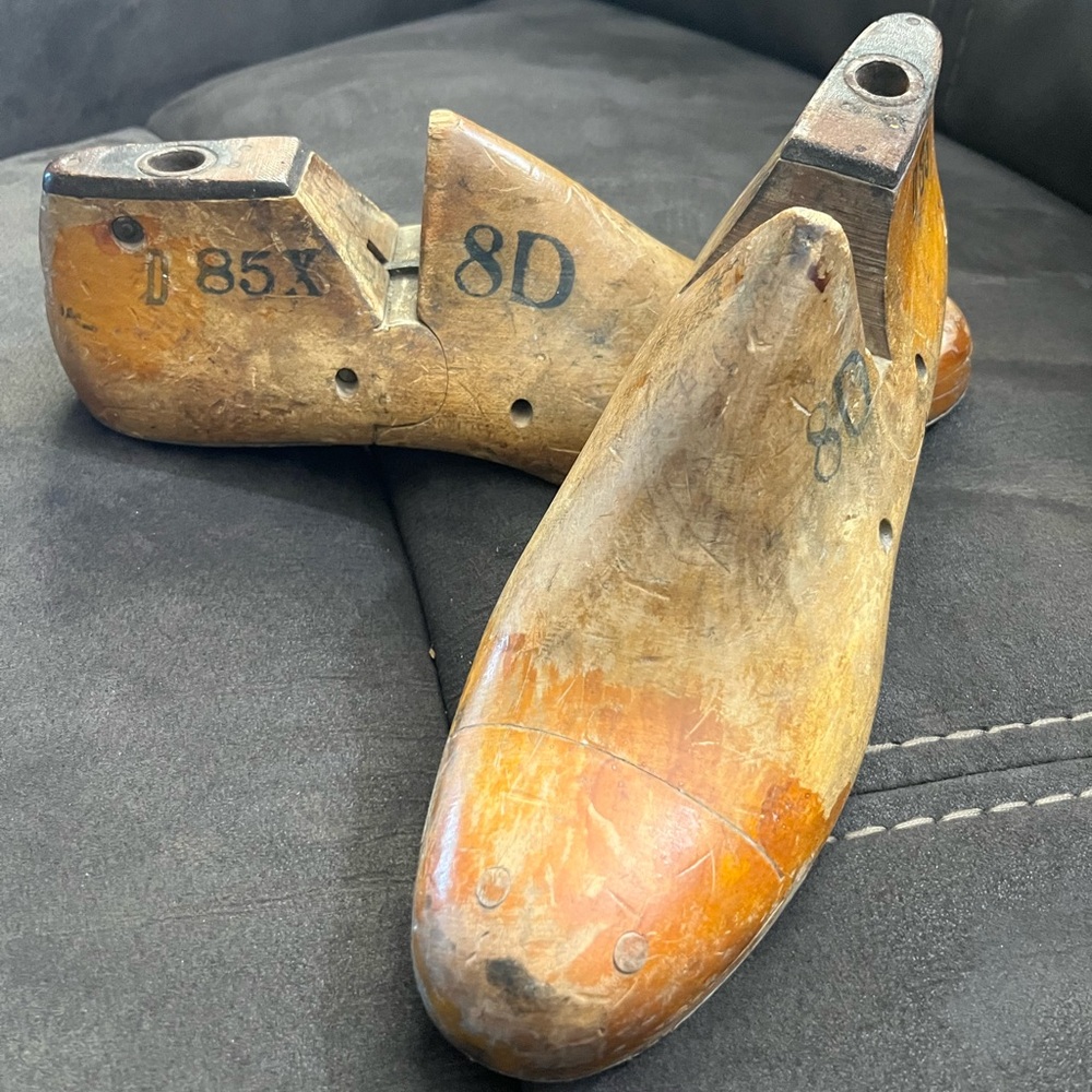 Vintage Wooden Shoe Last Form Size 8D - Cobbler's Tool